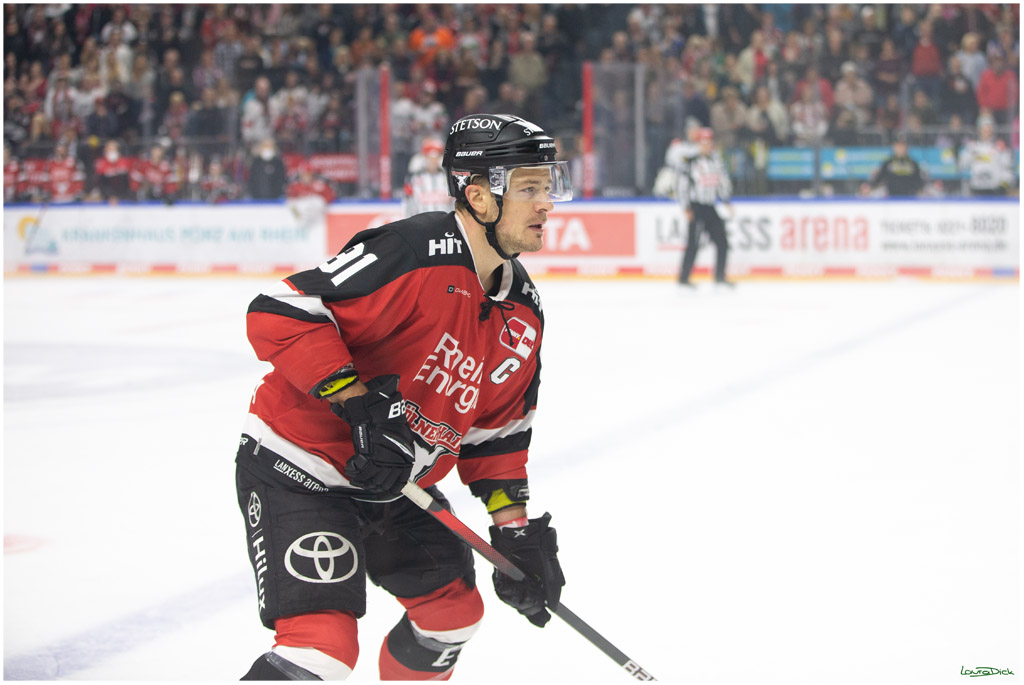 PENNY DEL;  Koelner Haie - Krefeld Pinguins; Koeln, 31.10.2021